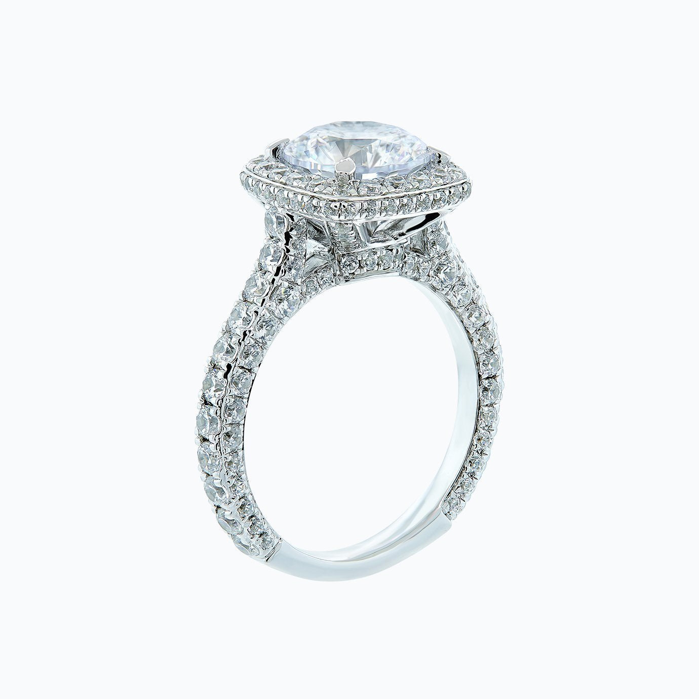 2.0 CT Round Halo CVD F/VS2 Diamond Engagement Ring