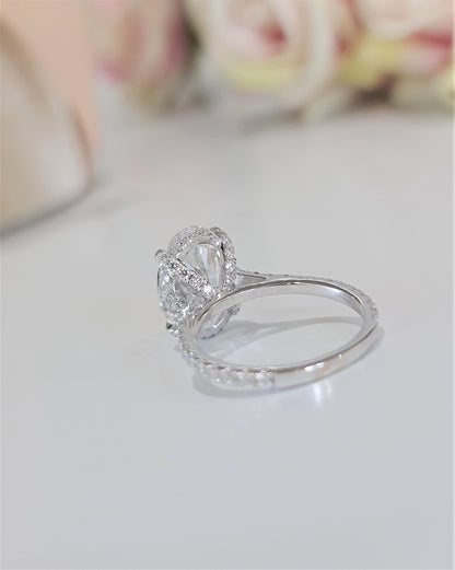 4.0 CT Oval Hidden Halo CVD F/VS1 Diamond Engagement Ring